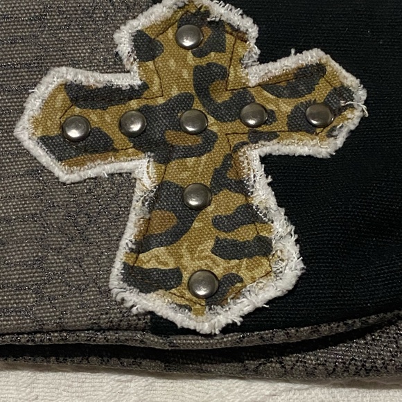 Canvas Black Animal Print Cosmetic Bag - Picture 12 of 12